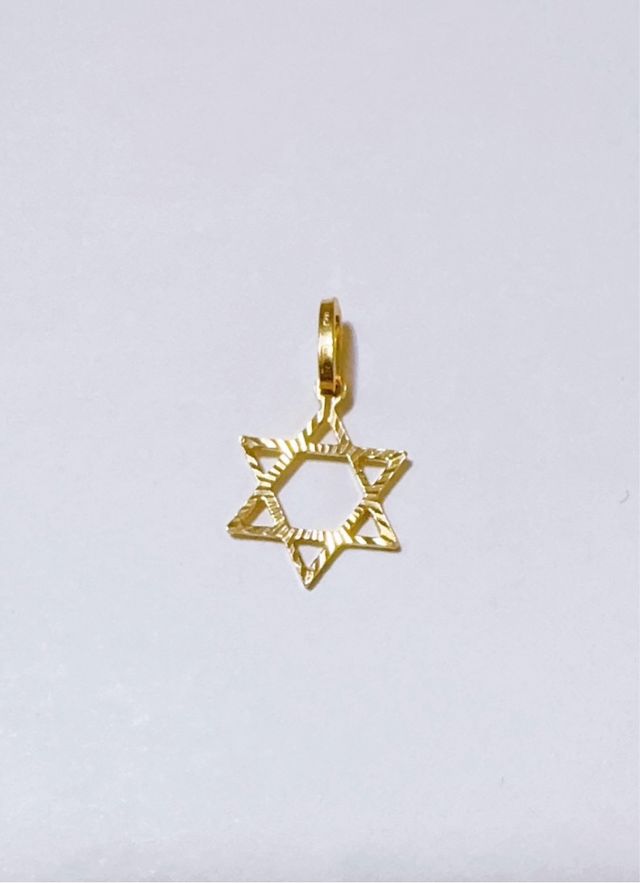 Ciondolo stella david in oro giallo 18kt 750