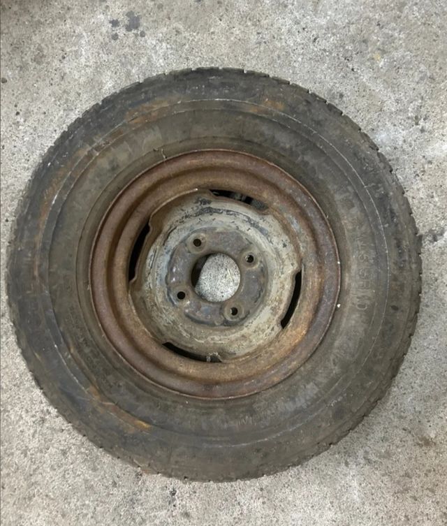 Authi Mini Cooper 1300 - Rueda de repuesto