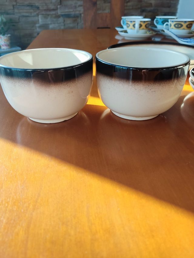 Vajilla antigua de loza