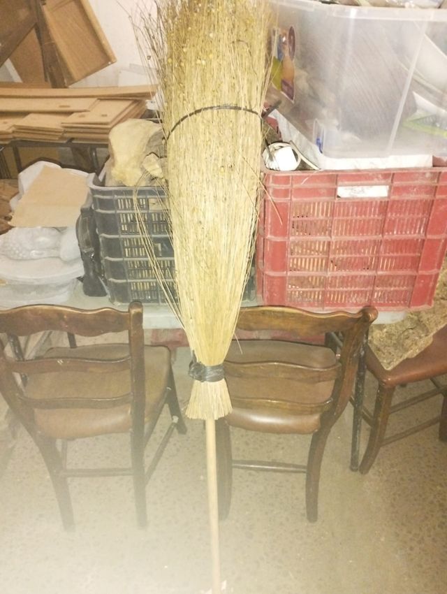 Escoba artesana