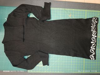 Abiti in lana ricamati