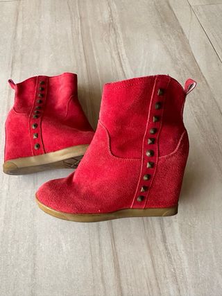 Botines rojos de Ilario Ferucci de piel