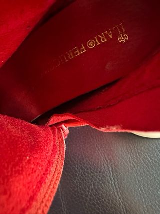 Botines rojos de Ilario Ferucci de piel