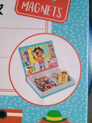 Libro magnético. Imanes. Nuevo