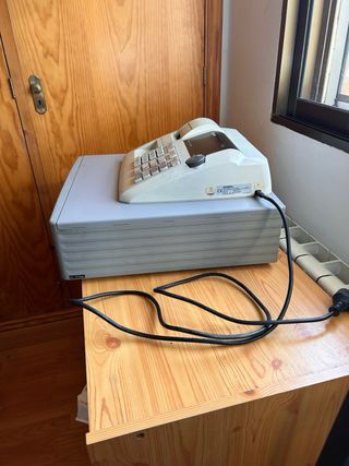 CAJA REGISTRADORA CASIO 130CR EN BUEN ESTADO.