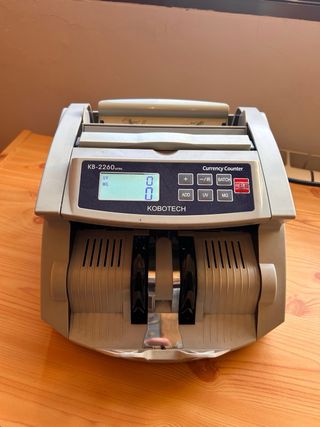 CONTADORA DETECTORA PROFESIONAL DE BILLETES KOBOTE