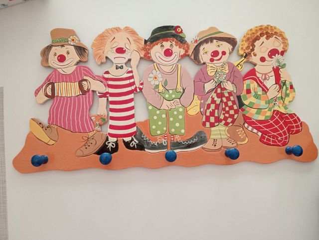 Percha pared infantil 