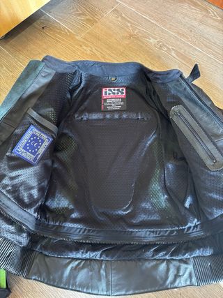 Chaqueta de piel para moto “IXS”