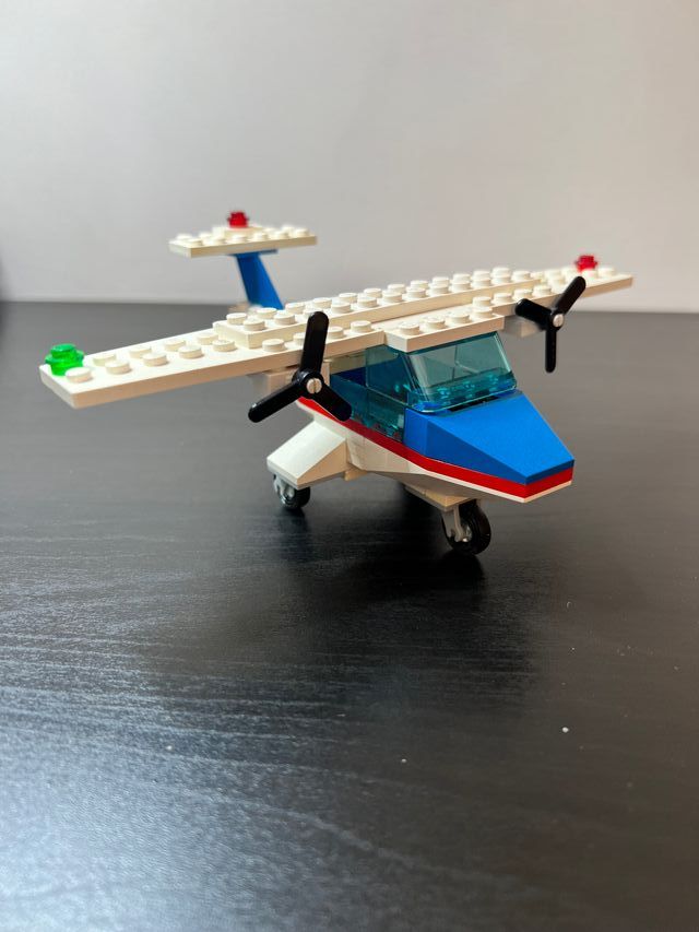 Lego set 6673 Aereo con rifornimento