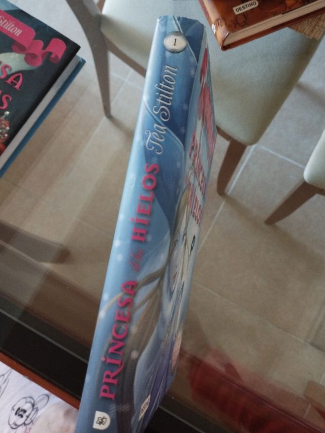 Princesa de los Hielos: Princesas del Reino de la Fantasía 1