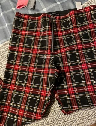 Pantalón elástico Zara