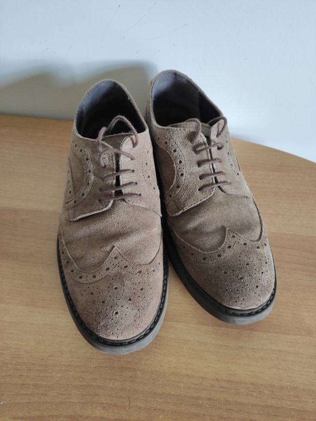 Scarpe eleganti doppelganger