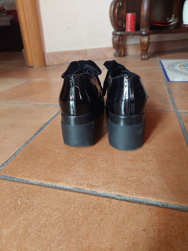 Derby scarpa donna platform vernice nera. 