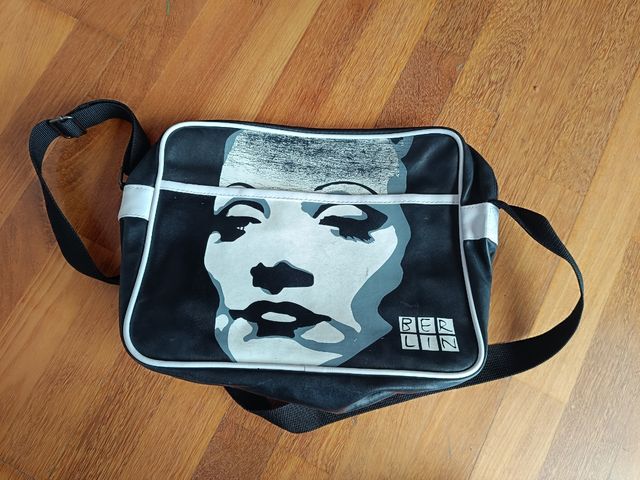 Bolso bandolera de Berlín