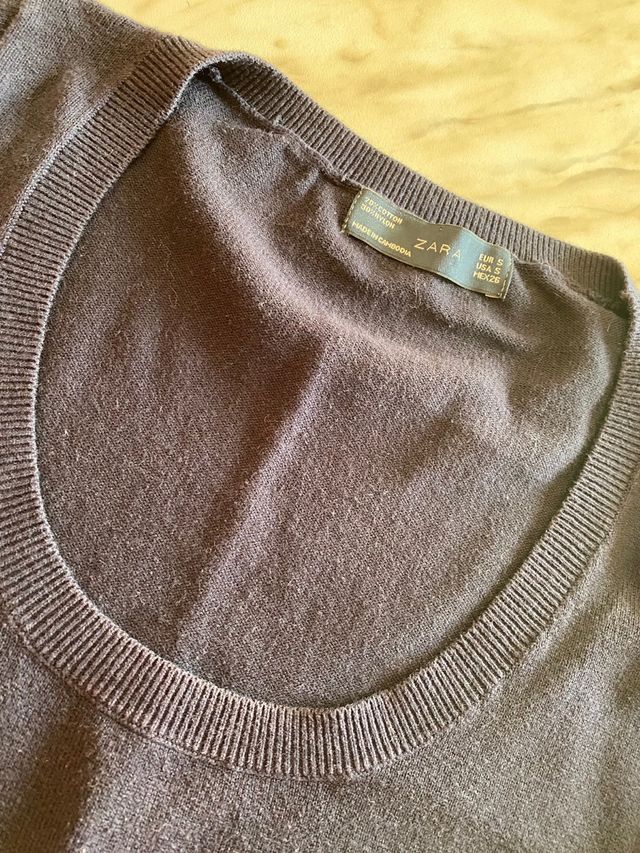 maglioncino con scollo rotondo