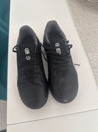 Botas de fútbol multitacos