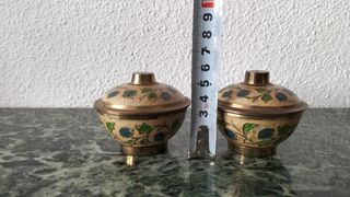 Dos cuencos de latón vintage
