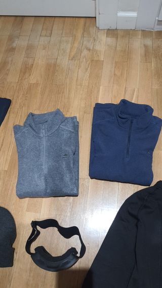 Ropa termica, polares, gorros.