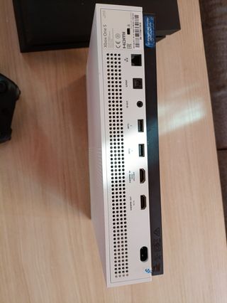 XBOX ONE S 500GB