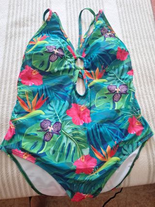 BAÑADOR SIN ESTRENAR