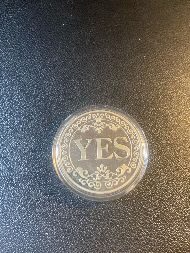 Moneda decision Yes No