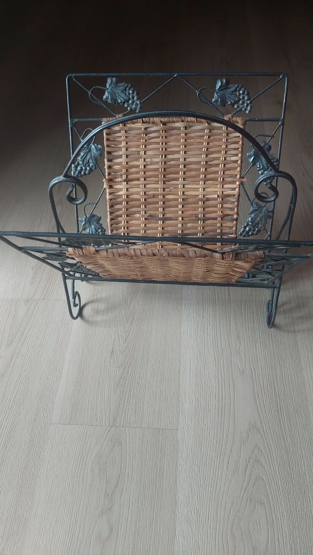 Porta riviste ferro lavorato