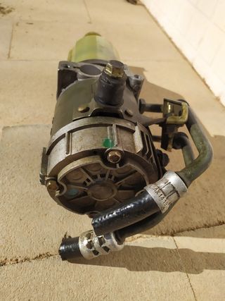 BOMBA  ELÉCTCA DIRECCIÓN RENAULT EXPRÉS