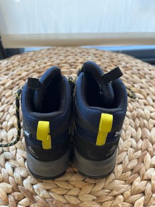 Botas montaña niño