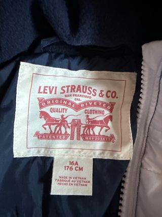 Cazadora Levis