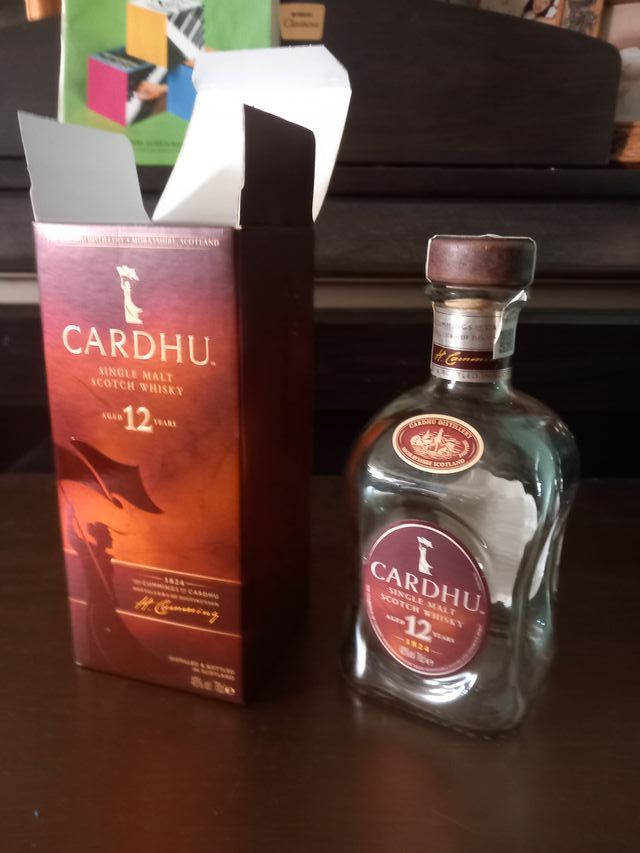 Bottiglia vuota+scatola CARDHU