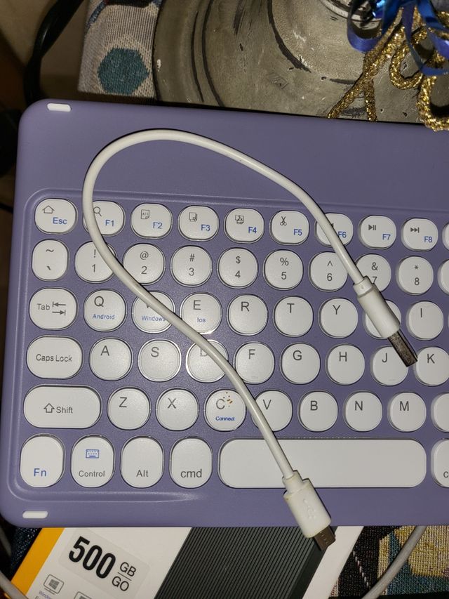 Tastiera bluetooth universale