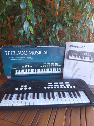 TECLADO MUSICAL