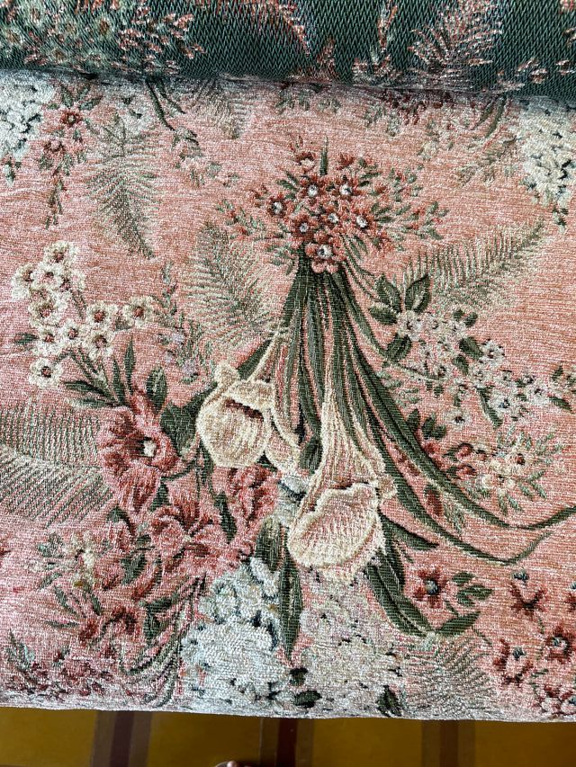 bellissimo tessuto fiorato