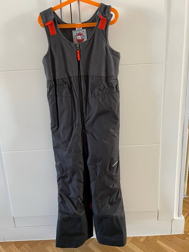 Pantalon y chaqueta de esqui