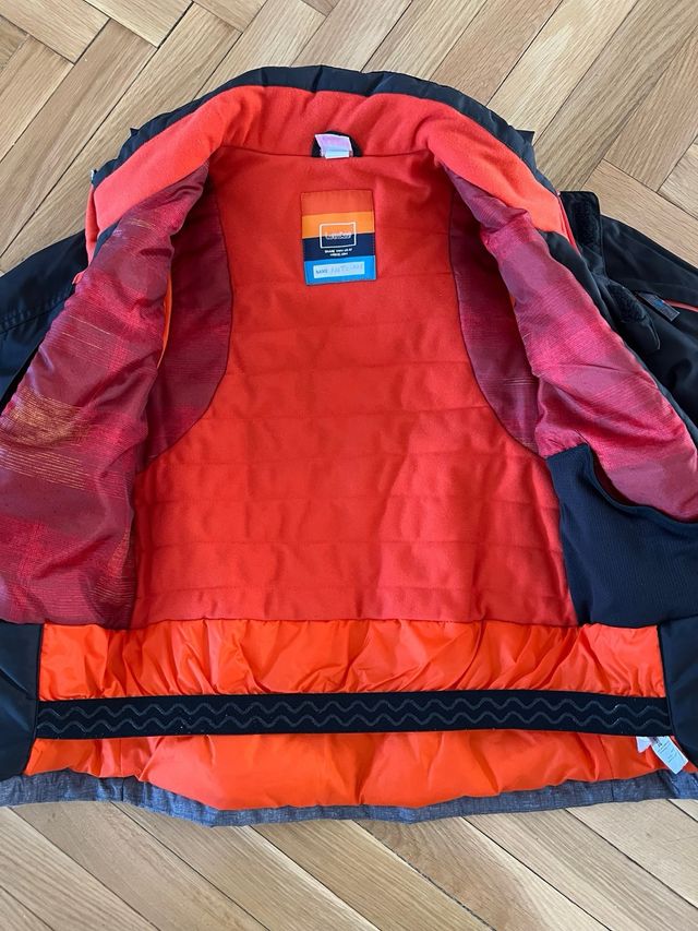 Pantalon y chaqueta de esqui