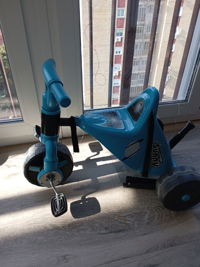 Triciclo. Urge venta. Buen estado