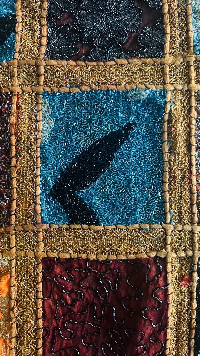 Pannello ricamato a mano