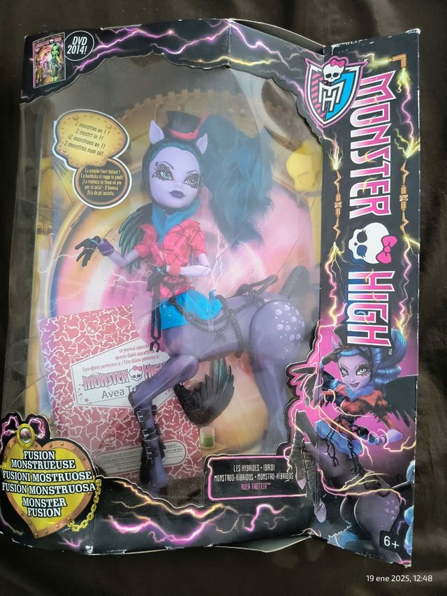 Aver Trotter - Monster High DVD 2014
Monstruo-Hibr