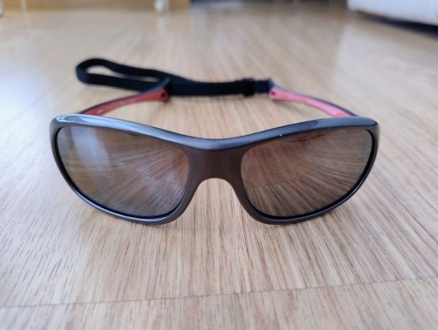 Gafas y casco de nieve para niños