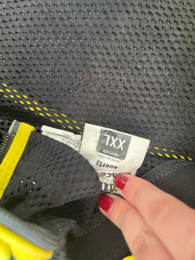 Protecciones Alpinestars y Acerbis