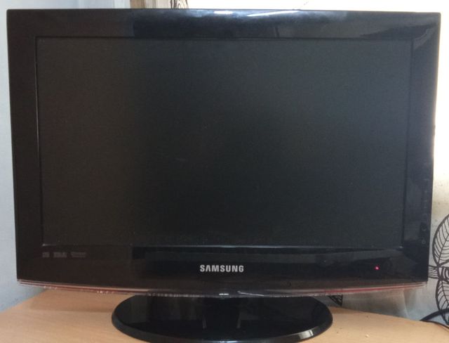 TV monitor de 24 " Pc Sangsum