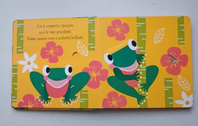 Accarezza i cuccioli/Sugli alberi