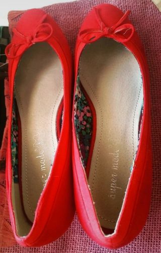 Bailarinas rojas cuña muy cómoda