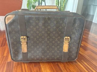 LOUIS VUITTON. MALETA MODELO "SATÉLITE 65".