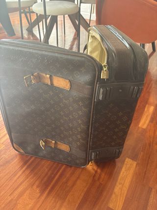 LOUIS VUITTON. MALETA MODELO "SATÉLITE 65".