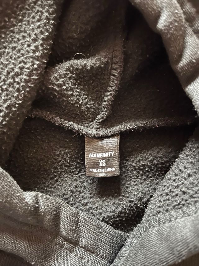 Felpa nera e blu grafica STMT Shein