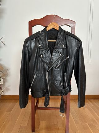 Chaqueta cruzada piel