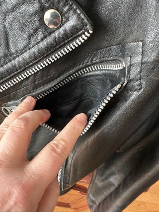 Chaqueta cruzada piel