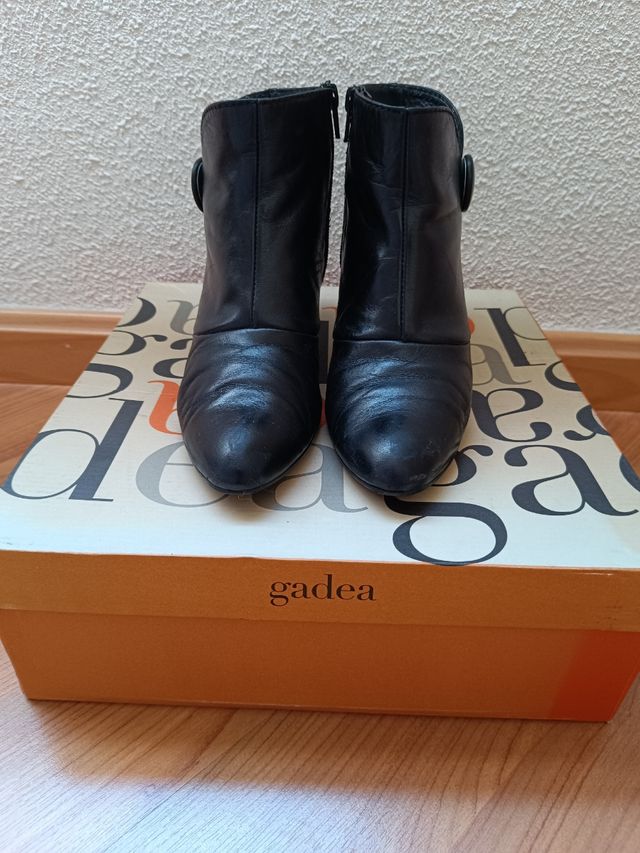 Botín negro gadea 38