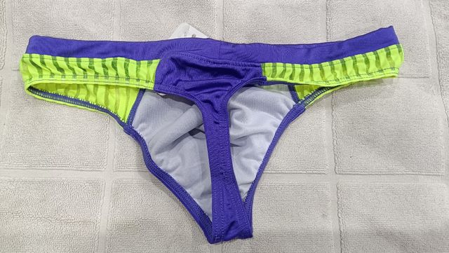 Bañador tanga hombre nuevo